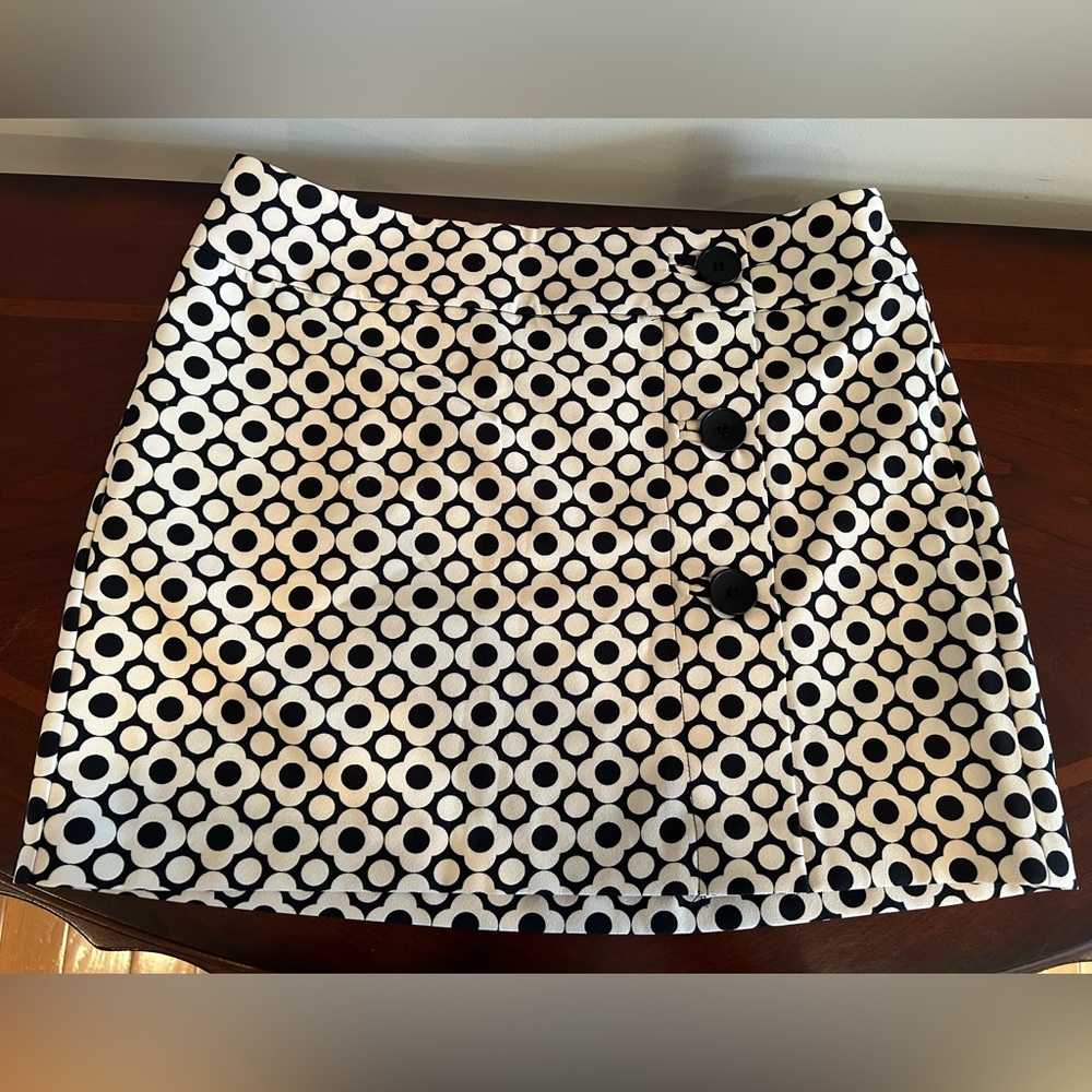 Bershka Black and White Skirt with Side Zipper And Button Detail